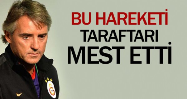 Mancini'nin bu hareketi taraftar mest etti